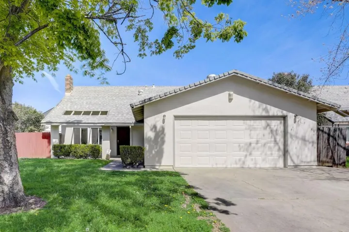 9021 Posada Way, Sacramento, California 95826