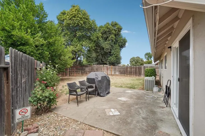 9021 Posada Way, Sacramento, California 95826