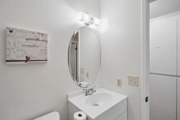 9021 Posada Way, Sacramento, California 95826