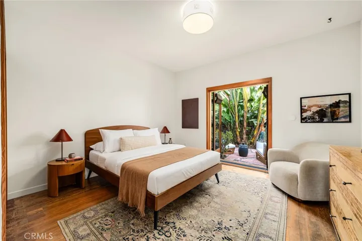 1675 Lucile, Los Angeles, California 90026