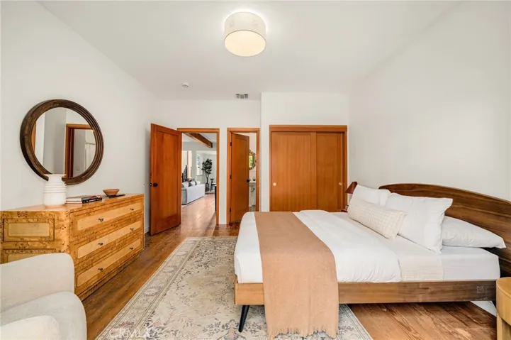 1675 Lucile, Los Angeles, California 90026