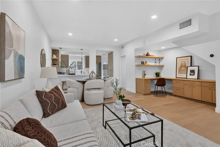 938 18th Street 5, Santa Monica, California 90403