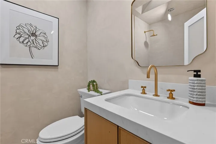 938 18th Street 5, Santa Monica, California 90403