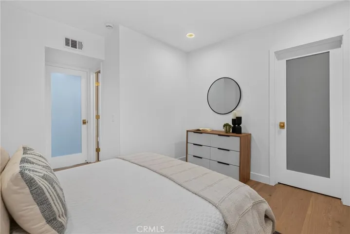 938 18th Street 5, Santa Monica, California 90403