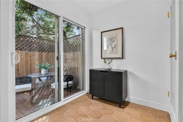 938 18th Street 5, Santa Monica, California 90403