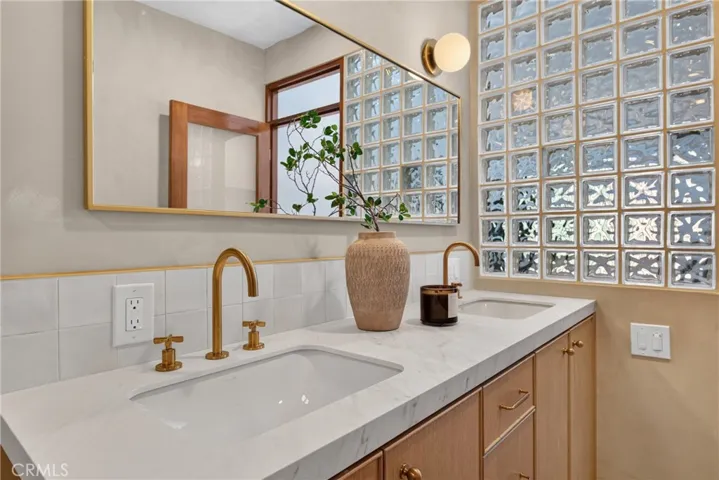 938 18th Street 5, Santa Monica, California 90403