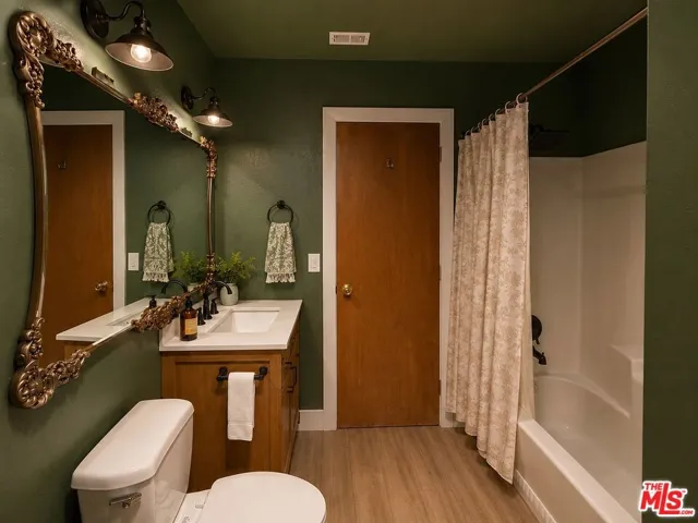 31383 Overcrest Drive, Redlands, California 92374
