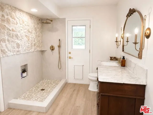 31383 Overcrest Drive, Redlands, California 92374