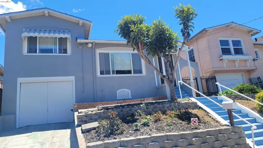 2124 12th Ave, Oakland, California 94606