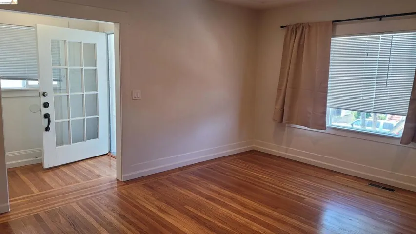 2124 12th Ave, Oakland, California 94606