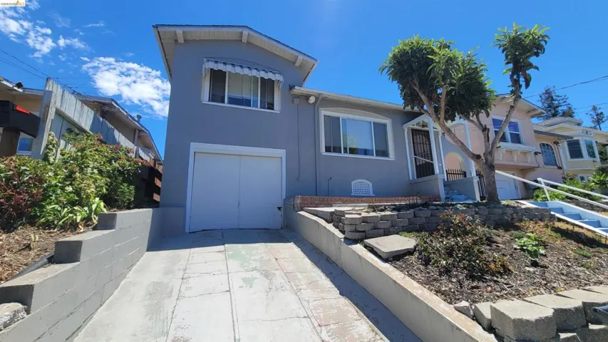 2124 12th Ave, Oakland, California 94606