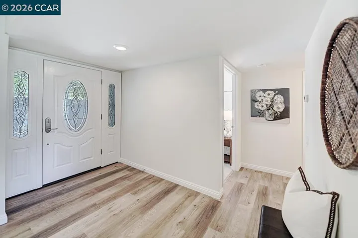 2724 Tice Creek Dr 2, Walnut Creek, California 94595