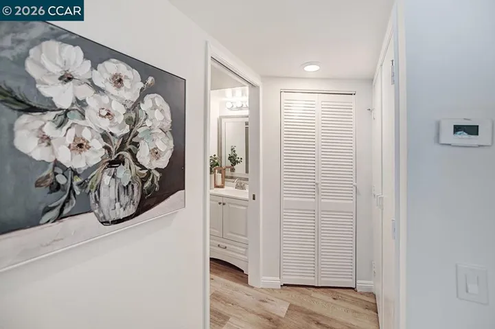 2724 Tice Creek Dr 2, Walnut Creek, California 94595
