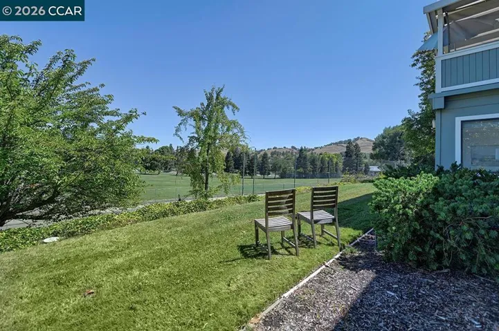 2724 Tice Creek Dr 2, Walnut Creek, California 94595