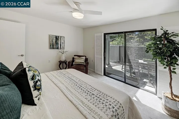 2724 Tice Creek Dr 2, Walnut Creek, California 94595