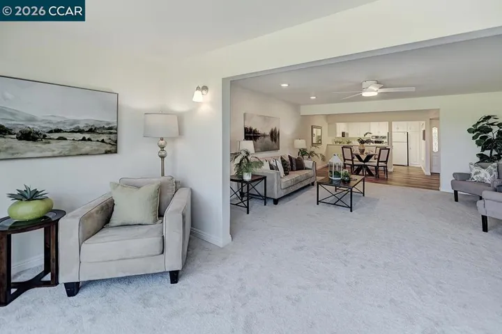2724 Tice Creek Dr 2, Walnut Creek, California 94595