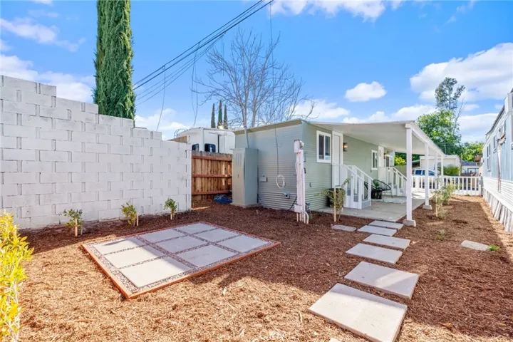 26135 Baseline Rd 18, Highland, California 92346
