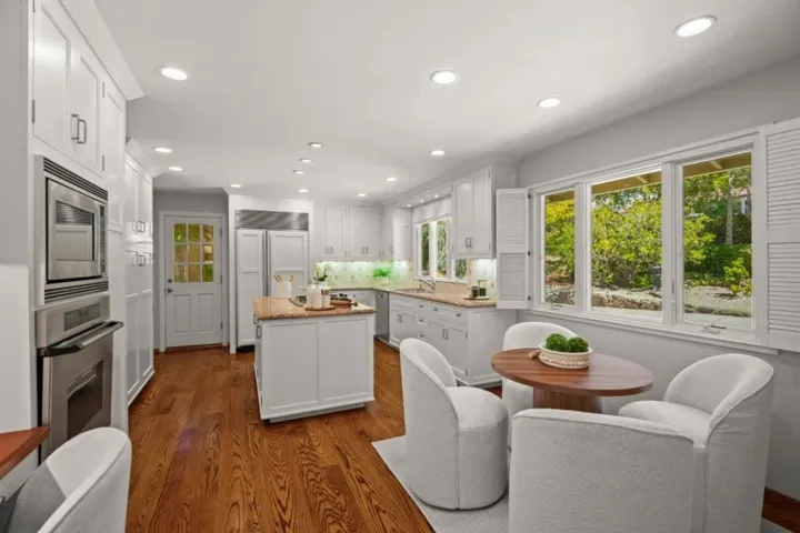 15355 Peach Hill Road, Saratoga, California 95070