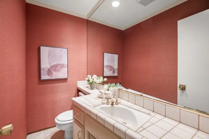 15355 Peach Hill Road, Saratoga, California 95070