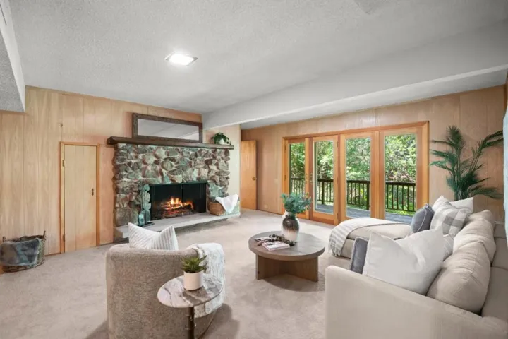 15355 Peach Hill Road, Saratoga, California 95070