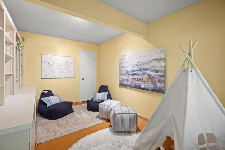 15355 Peach Hill Road, Saratoga, California 95070
