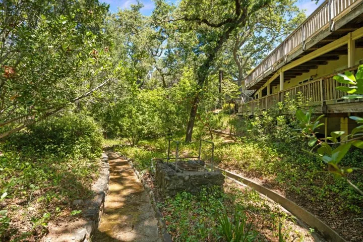 15355 Peach Hill Road, Saratoga, California 95070