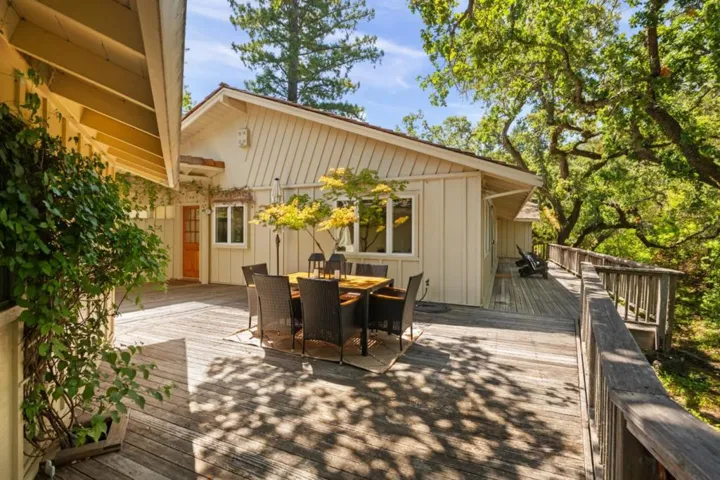 15355 Peach Hill Road, Saratoga, California 95070