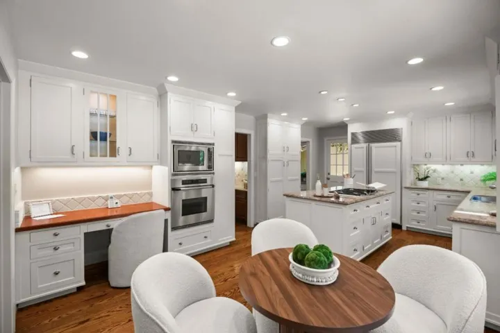15355 Peach Hill Road, Saratoga, California 95070