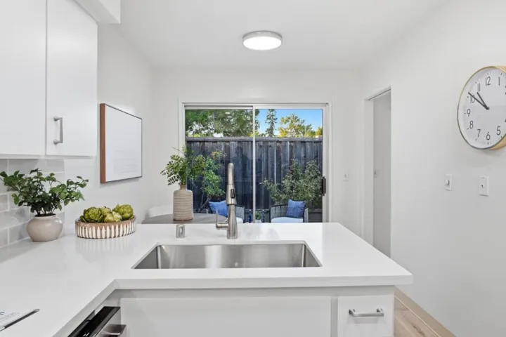 1251 E Fremont Terrace, Sunnyvale, California 94087