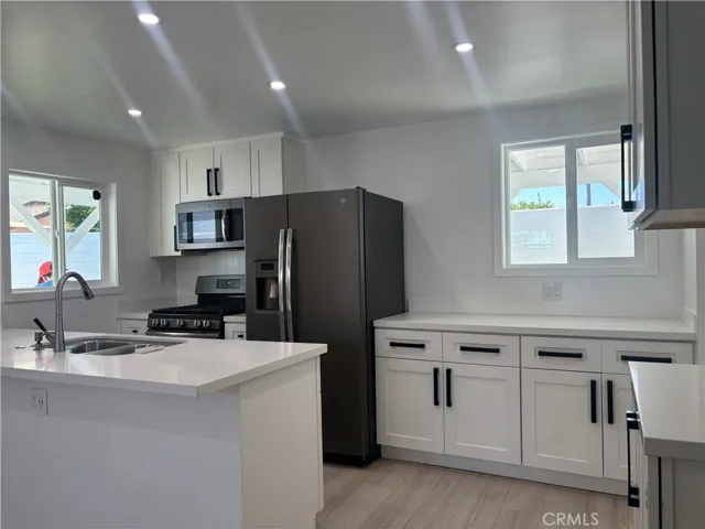 8639 Bothwell, Northridge, California 91324