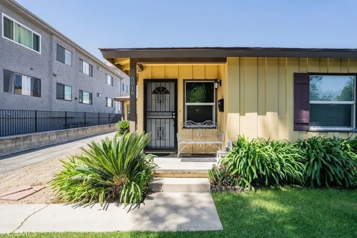 5919 Cedros, Sherman Oaks, California 91411