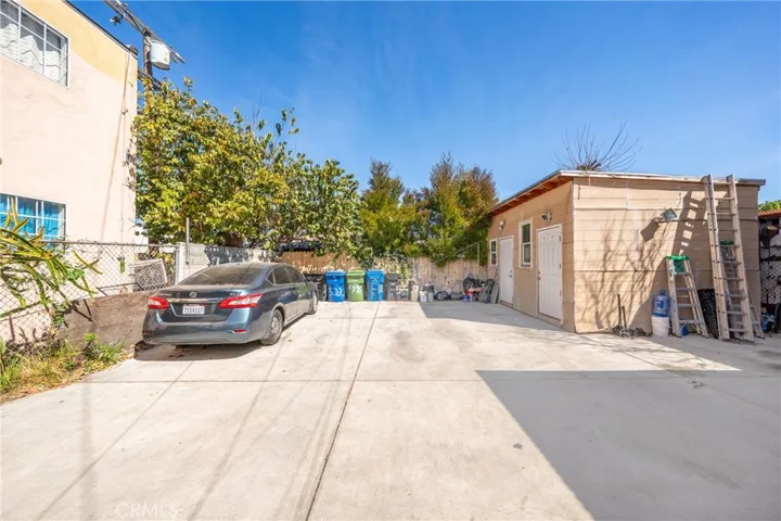 5335 Carlin, Los Angeles, California 90016