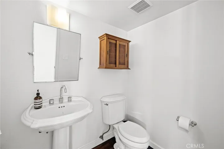124 15th Street B, Manhattan Beach, California 90266