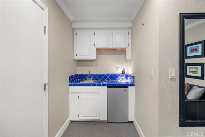 124 15th Street B, Manhattan Beach, California 90266