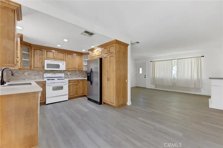 36421 106th E, Littlerock, California 93543