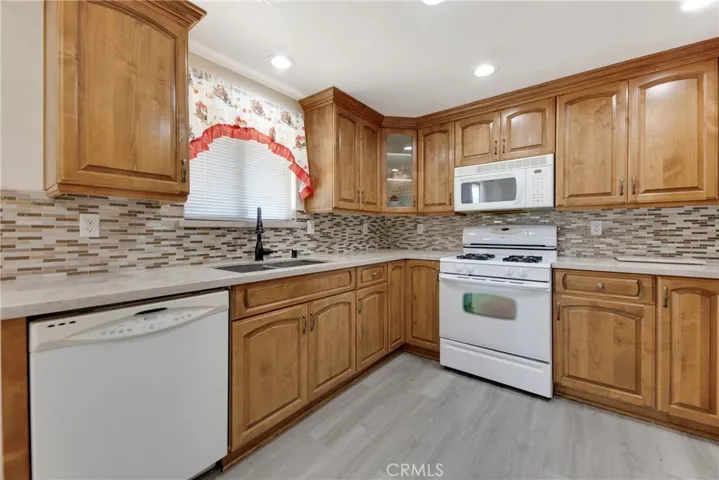 36421 106th E, Littlerock, California 93543