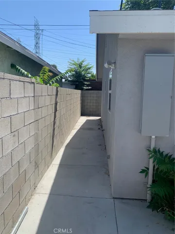 1359 E 94th Street E, Los Angeles, California 90002