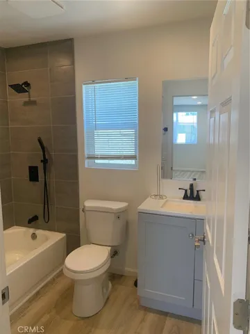 1359 E 94th Street E, Los Angeles, California 90002