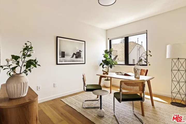 4180 Duquesne Avenue 3, Culver City, California 90232