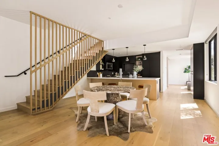 4180 Duquesne Avenue 3, Culver City, California 90232