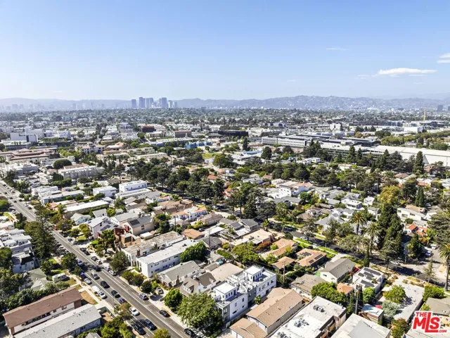 4180 Duquesne Avenue 3, Culver City, California 90232