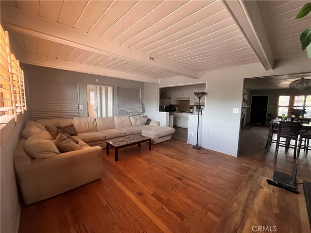 Second living room