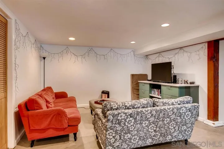 4052 Tennyson Street Terrace Level, San Diego, California 92107