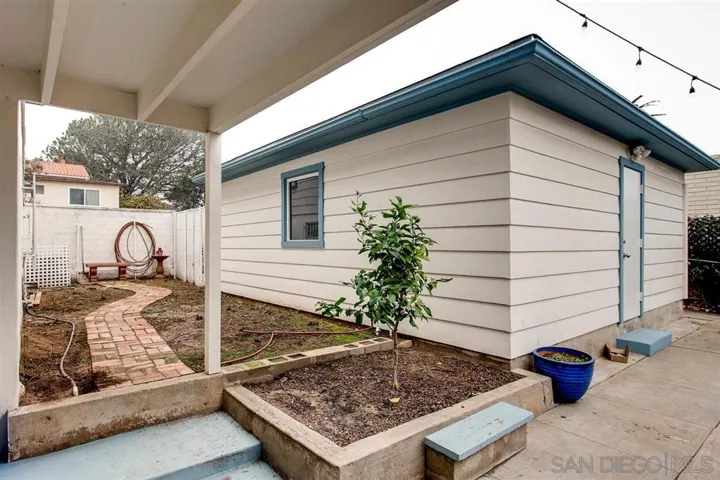 4052 Tennyson Street Terrace Level, San Diego, California 92107