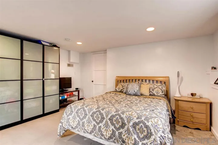 4052 Tennyson Street Terrace Level, San Diego, California 92107