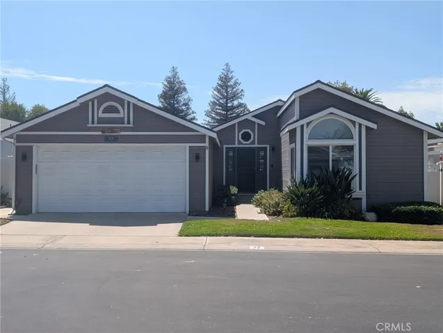 140 W Pioneer 77, Redlands, California 92374