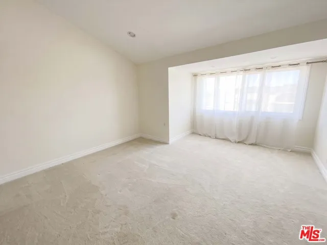 10051 Topanga Canyon Boulevard 15, Los Angeles, California 91311