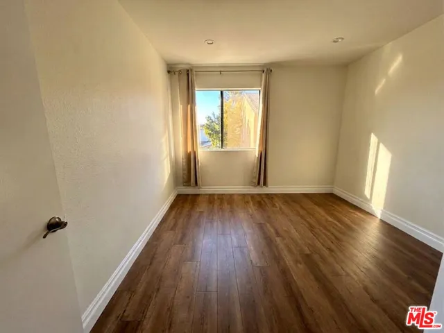 10051 Topanga Canyon Boulevard 15, Los Angeles, California 91311