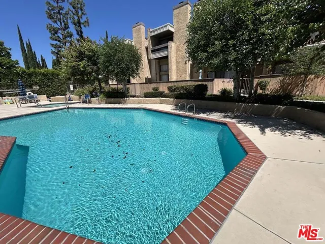 10051 Topanga Canyon Boulevard 15, Los Angeles, California 91311
