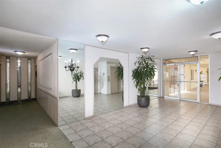 5651 Sumner 109, Culver City, California 90230